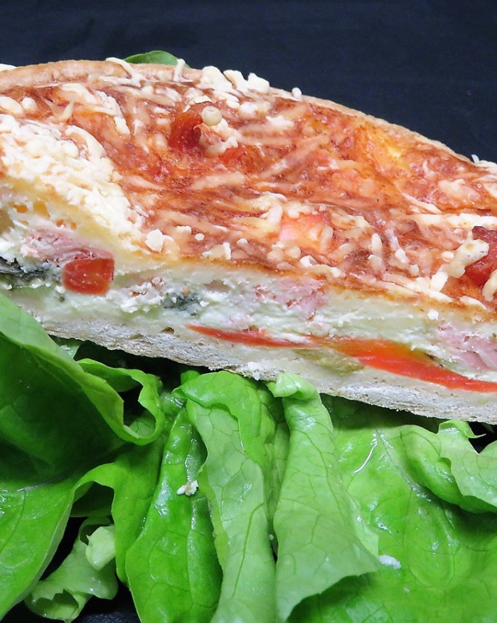 QUICHE SAUMON/JULIENNES DE LEGUMES