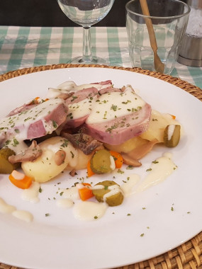 LANGUE DE VEAU RAVIGOTTE