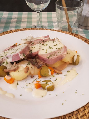 LANGUE DE VEAU RAVIGOTTE