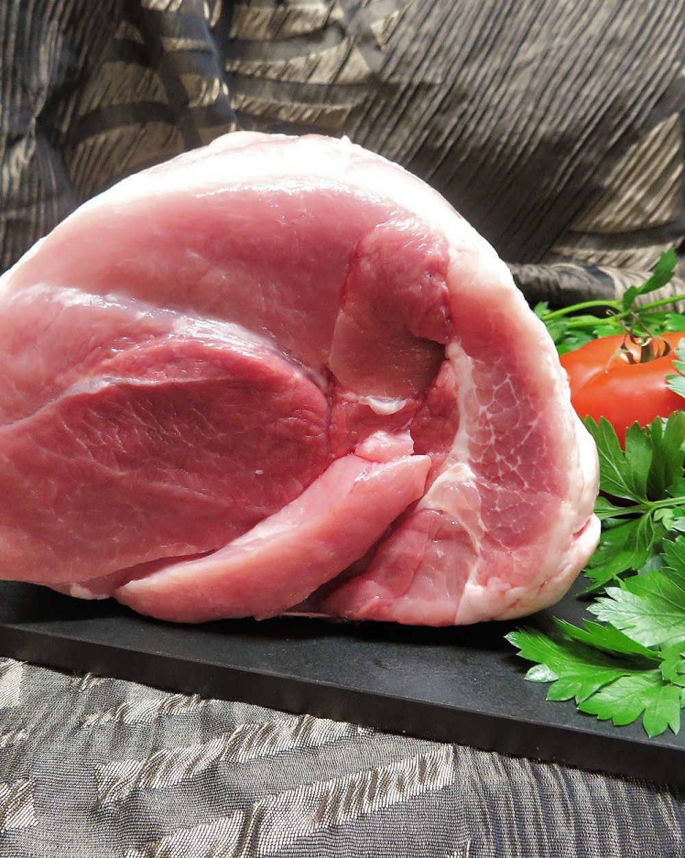 EPAULE DE PORC EN ROUELLE La